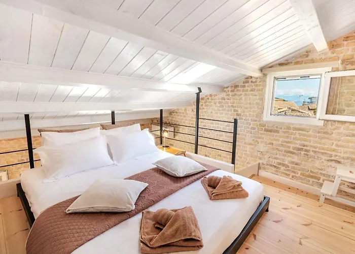 Art Loft Venetian Well * Corfu (city)